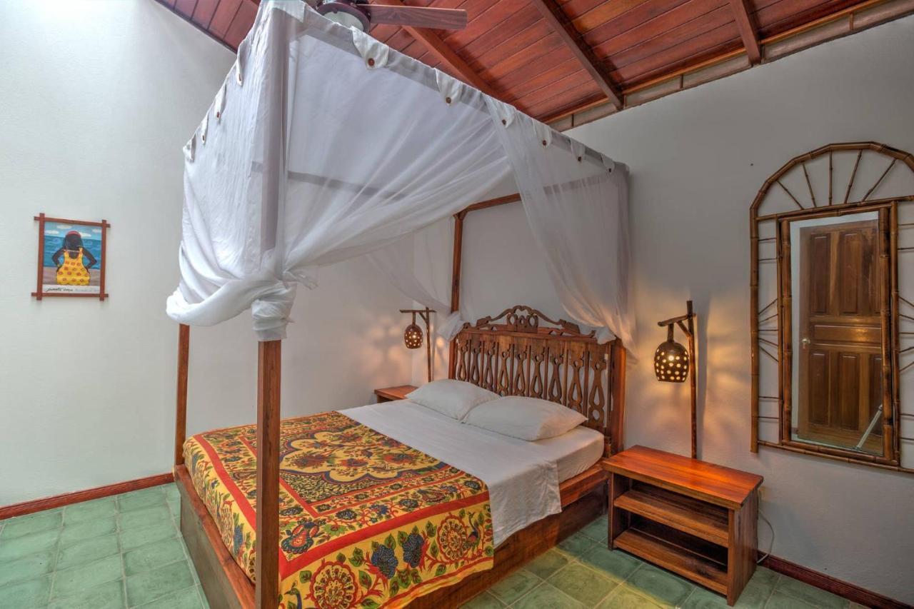 كوكليس Villa # 4 - Luxury Two Bed Villa - Private Garden المظهر الخارجي الصورة